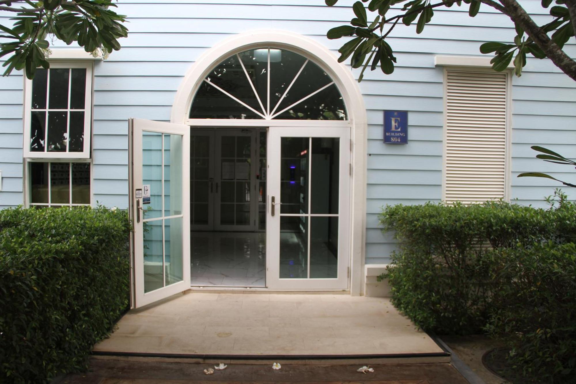 Grand Florida芭提雅带免费游泳池温泉和健身房和办公区水上花园公寓e208 Jomtien Beach Zewnętrze zdjęcie